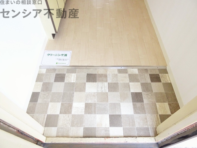ノアーズアーク深江橋の玄関写真