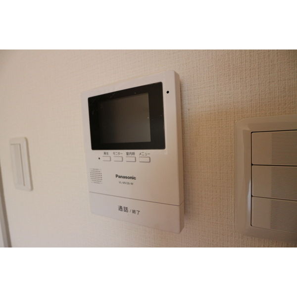 セキュリティ　※写真は同じマンションの違う部屋のものになります。