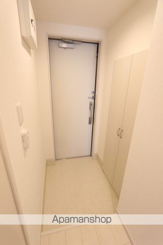 東京メトロ東西線 原木中山駅 徒歩6分 3階建 築10年の玄関写真