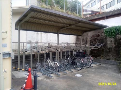 その他共有部分　屋根付き駐輪場