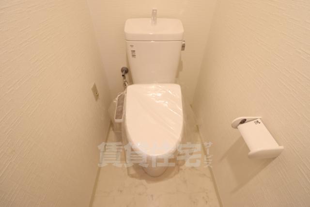 ＪＲ東海道本線 千里丘駅 徒歩7分 4階建 築39年のトイレ写真