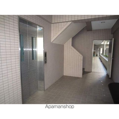 中川フラッツの外観写真