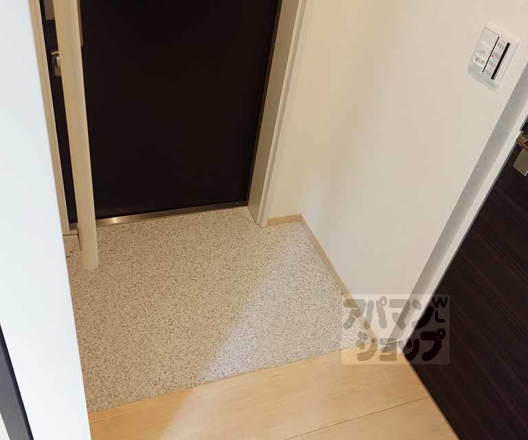 シャーメゾン唐橋の玄関写真