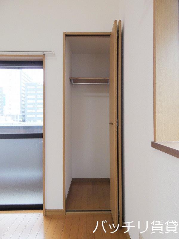 収納　※写真は同型タイプの為現状を優先いたします