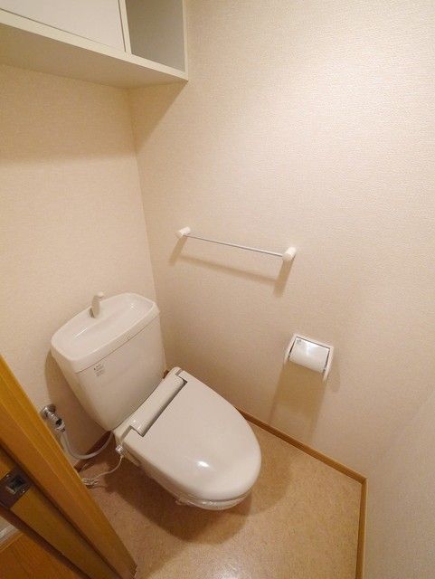 トイレ　★うれしいウォームレット付きトイレ★