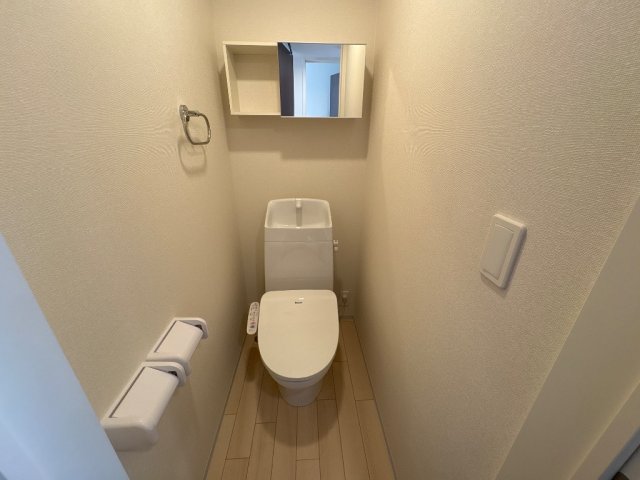 トイレ　イメージ