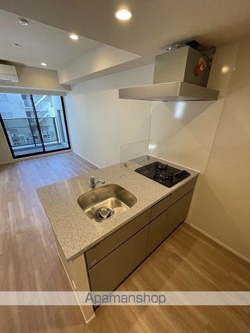 地下鉄長堀鶴見緑地線 長堀橋駅 徒歩2分 15階建 築1年のキッチン写真