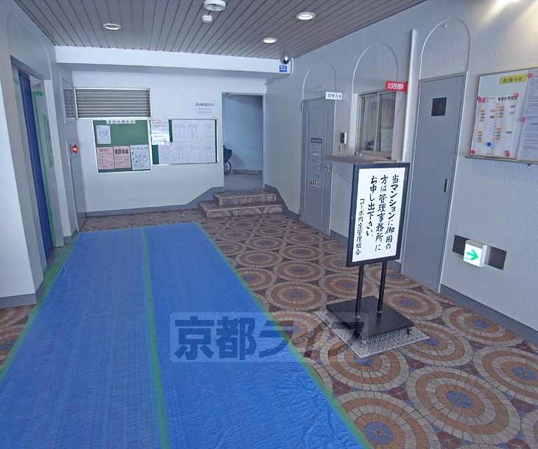 ロビー