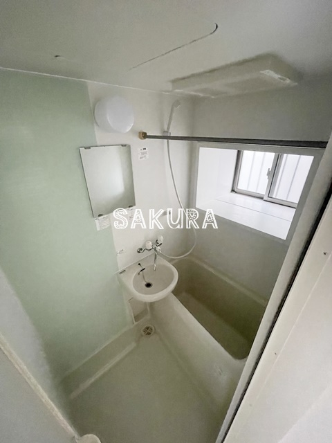バス・シャワールーム　日々の疲れを癒すお風呂です♪