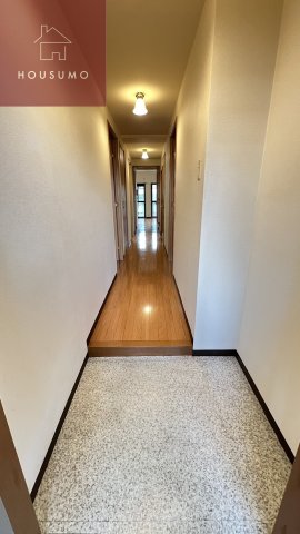 玄関　落ち着いた玄関です