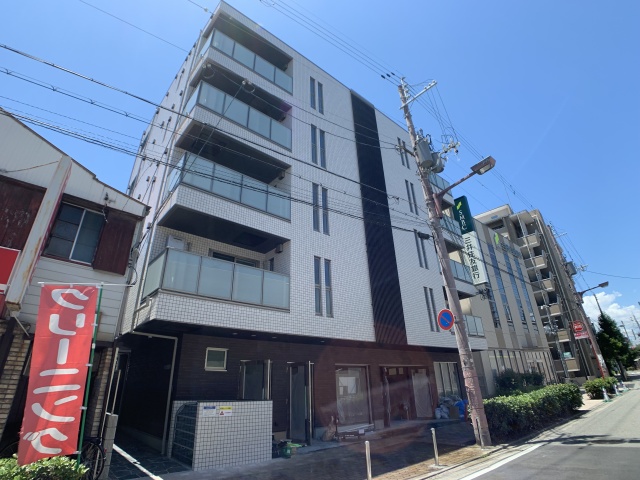 レガリア東園田の外観写真