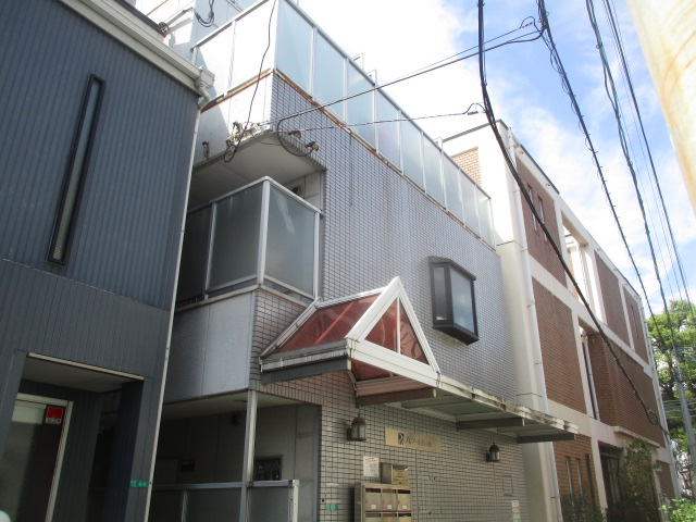 大阪市住之江区浜口西のマンションの建物外観