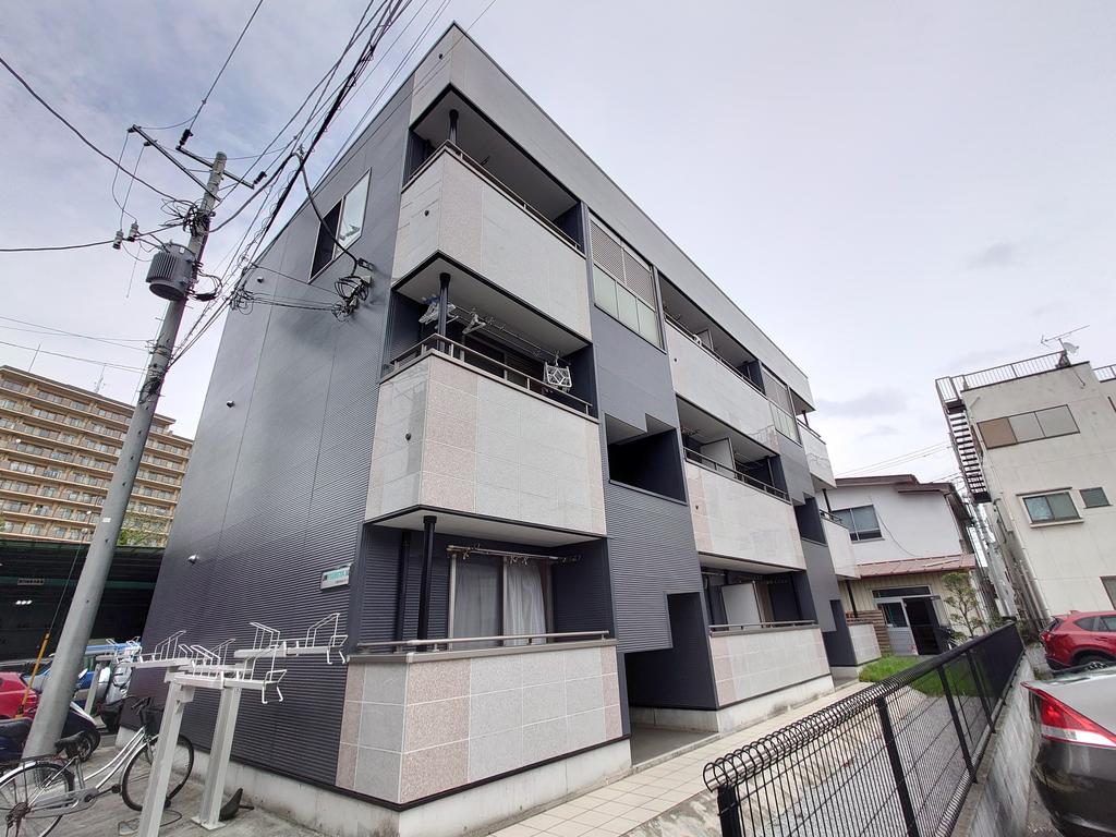 建物外観　JM FUJISTA 10 草加　八潮市南後谷　賃貸アパート
