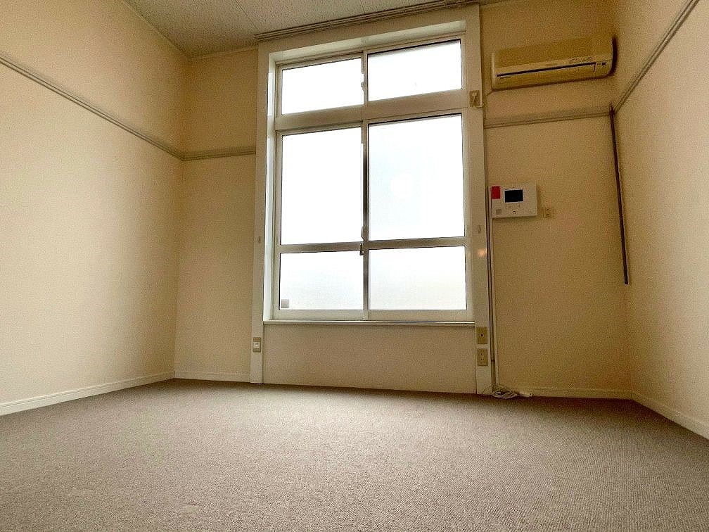 居室・リビング　同タイプの物件写真です。