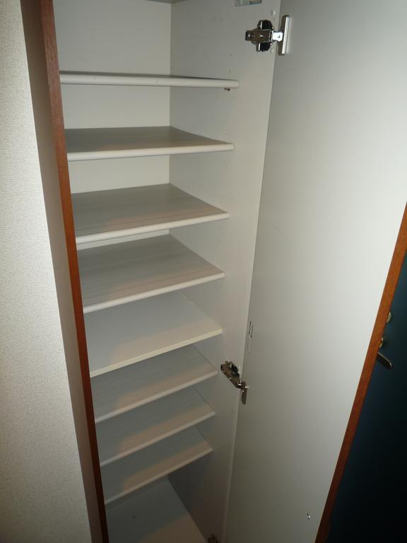 玄関　下駄箱