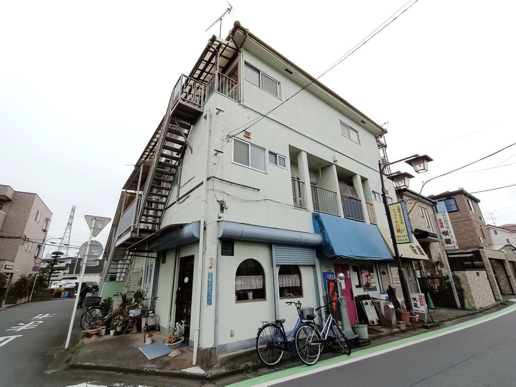 富士見市東みずほ台のマンションの建物外観