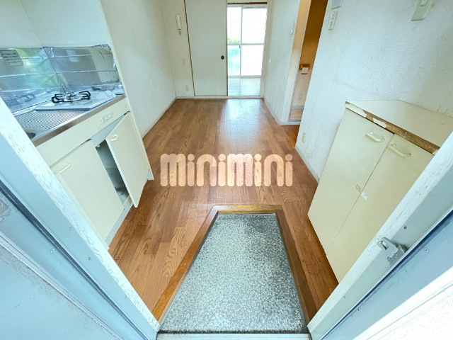 玄関　段差が少ないです