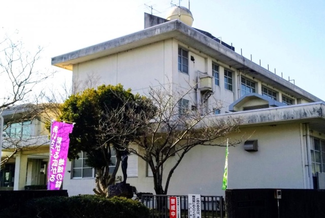 【近江八幡市江頭町のアパートの小学校】