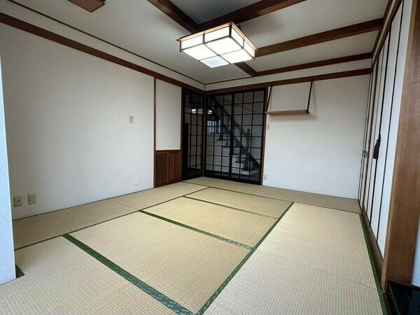 その他部屋・スペース　和室は広々10帖