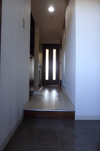 玄関　写真は別室参考