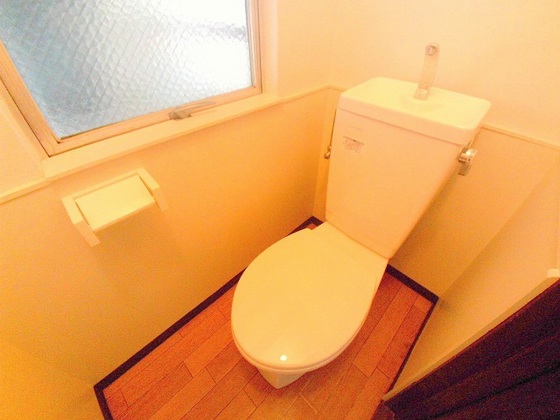 トイレ　※別部屋の写真です