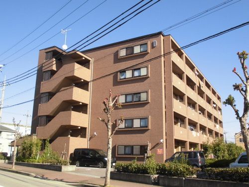 【神戸市西区二ツ屋のマンションの建物外観】