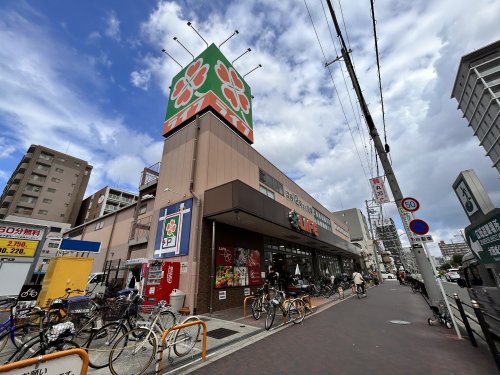 【大阪市東成区中道のマンションのスーパー】