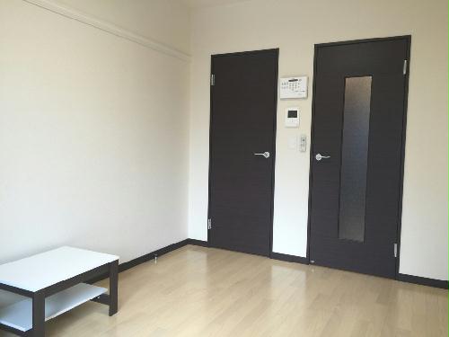 居室・リビング　設備・仕様は号室により異なる為、現況を優先致します。