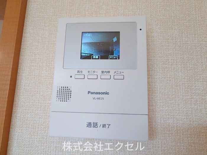 セキュリティ　モニター付きインターホンです。