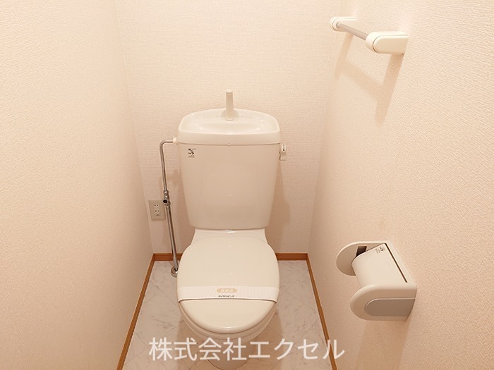トイレ　清潔感のあるトイレです。