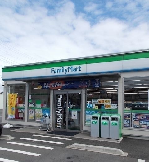 コンビニ　ファミリーマート 青梅今井店（コンビニ）まで496m