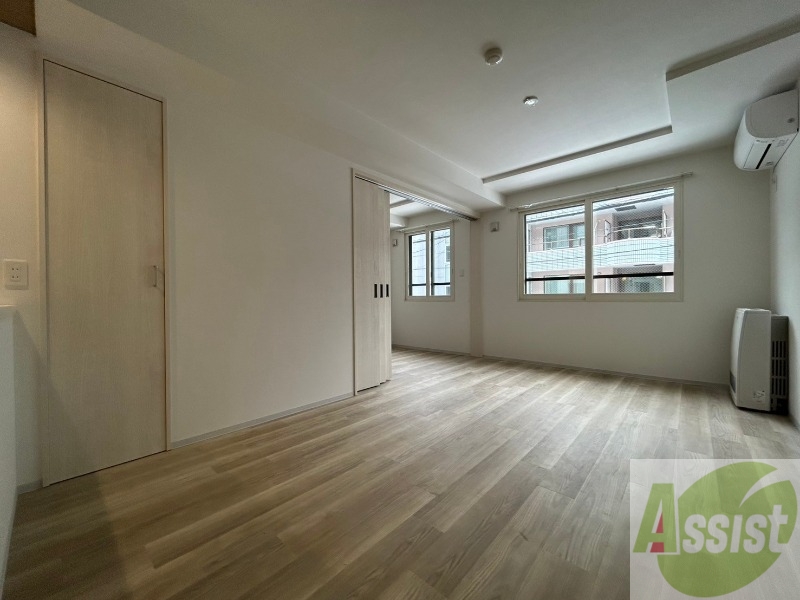 居室・リビング　広々としたリビングですね。使い勝手がよさそうですね！