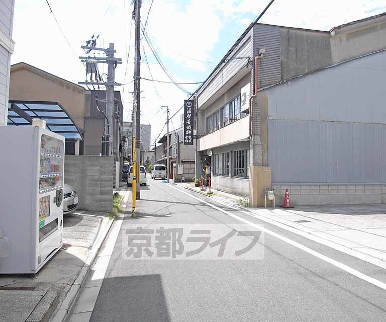 【京都市上京区北猪熊町のアパートのその他】