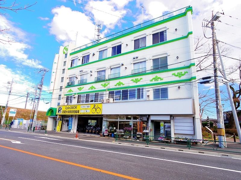 東大和市清水のマンションの建物外観