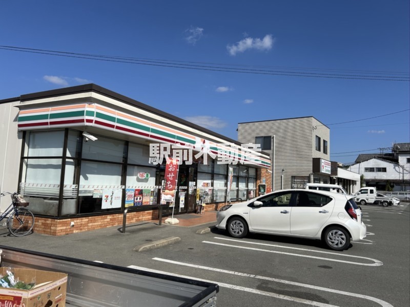コンビニ　セブンイレブン　八女井延店（コンビニ）まで600m