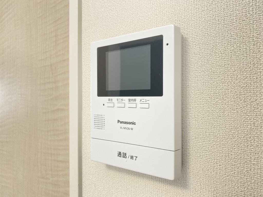セキュリティ　モニタ付インターホンありです。
