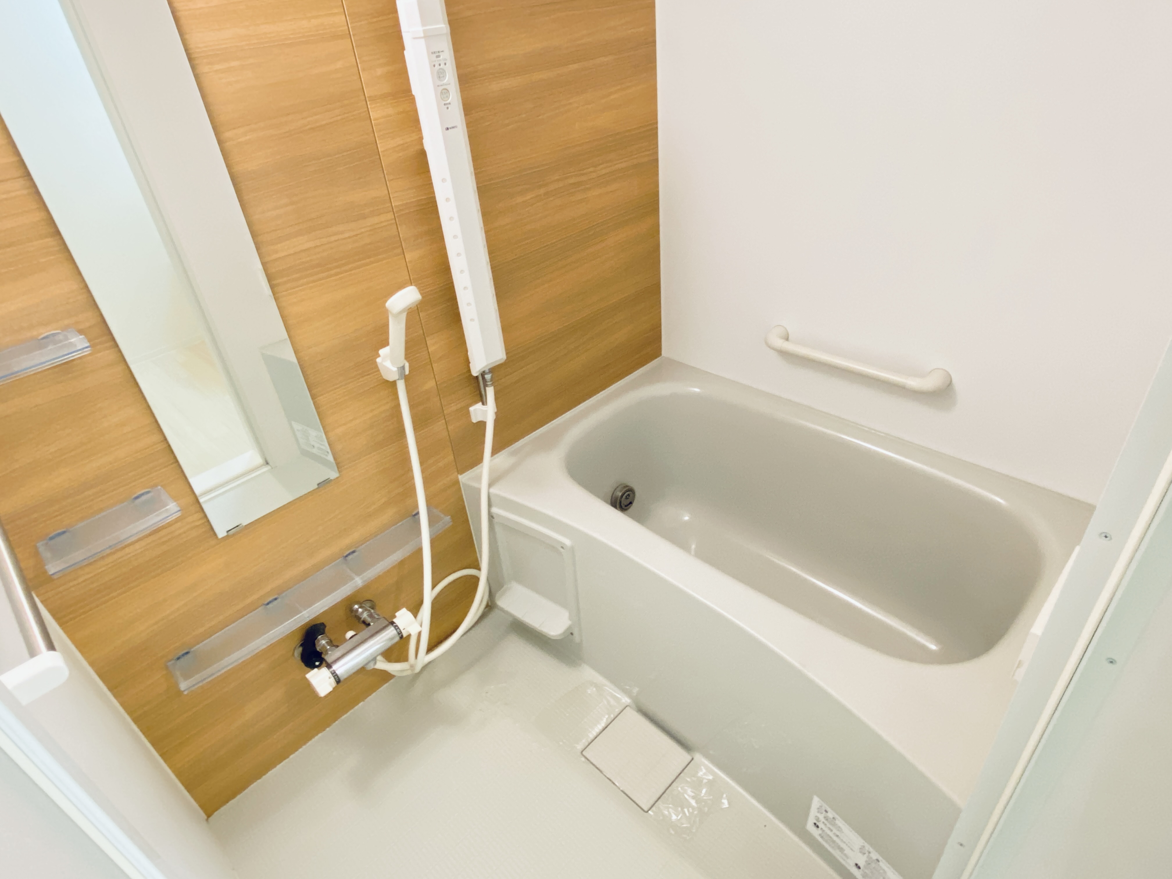 バス・シャワールーム　浴室乾燥機・ミストサウナあり、快適です。