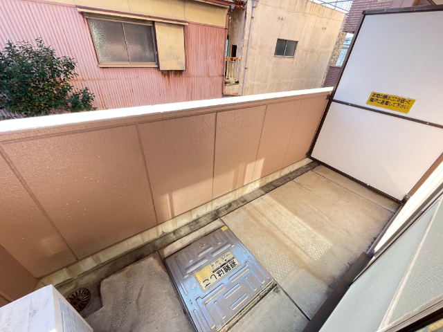 バルコニー　南向きｄす