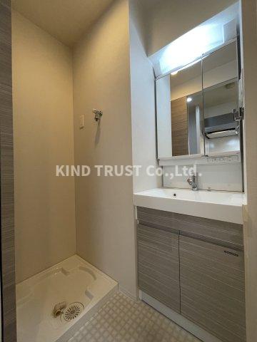 洗面設備　脱衣スペースもあります