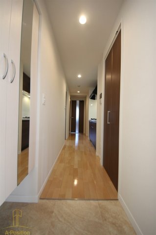 玄関　リヴィエール北梅田