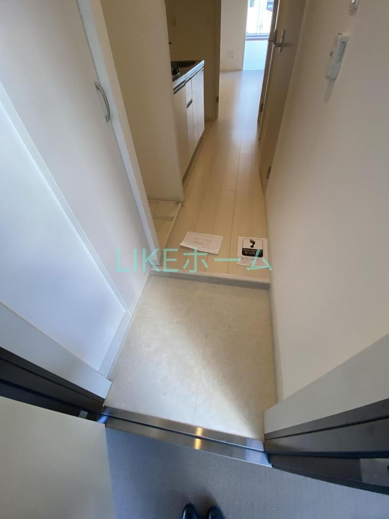 玄関　エントランス