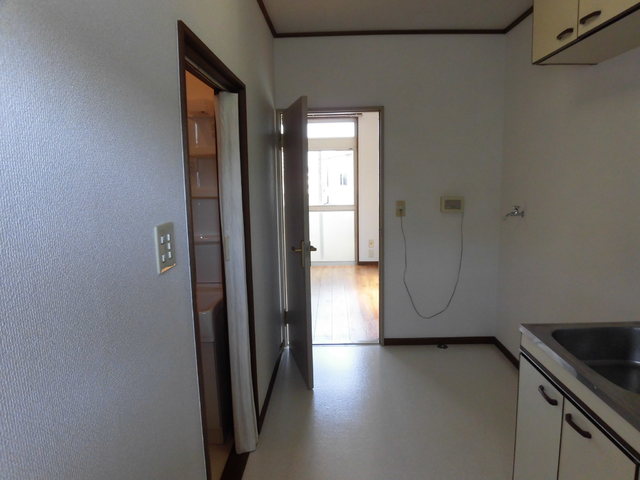 玄関　玄関から室内です