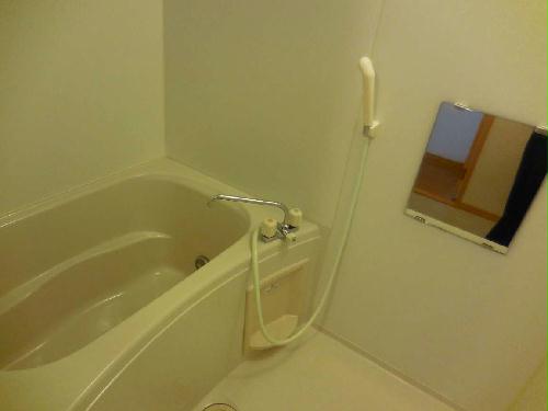 バス・シャワールーム　追い炊き機能が付いているのでいつでも暖かいお風呂に入れます。