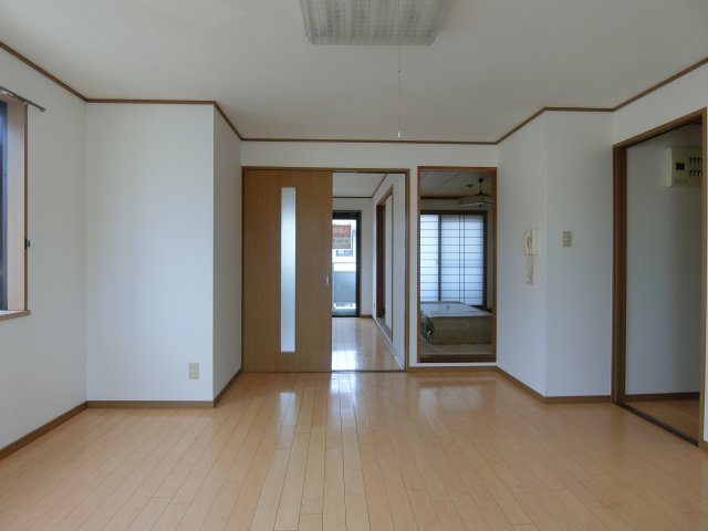 居室・リビング　イメージ205号室の写真