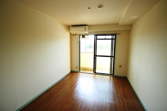 居室・リビング　※別号室