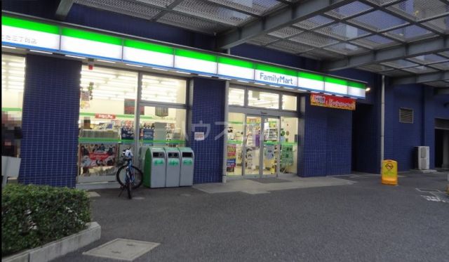 コンビニ　ファミリーマート勝どき三丁目店（コンビニ）まで3490m