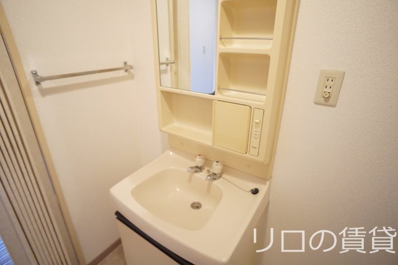 洗面設備　同型仕様