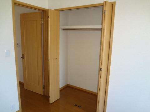 収納　クローゼット