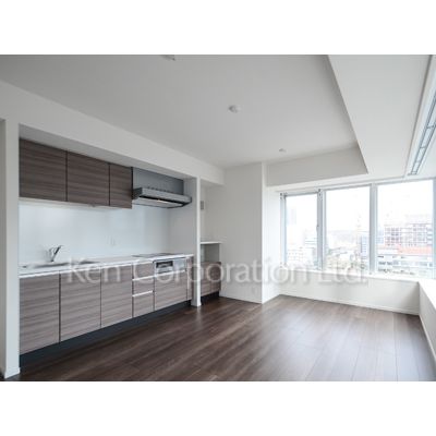 居室・リビング　同タイプ10階のお部屋を撮影。仕様が異なることがあります。