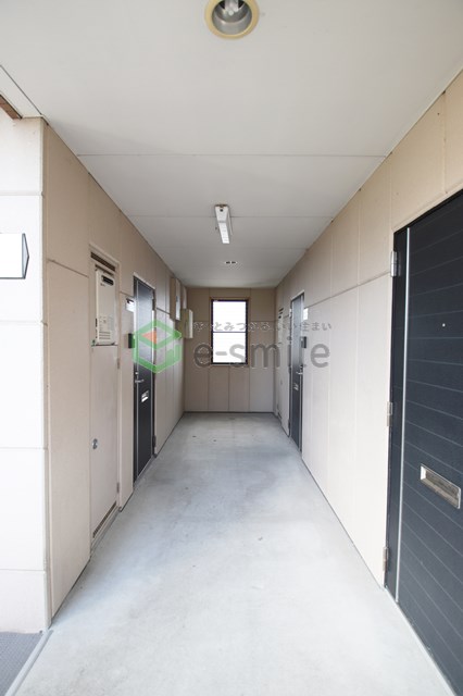 ロビー　落ち着いたロビーです